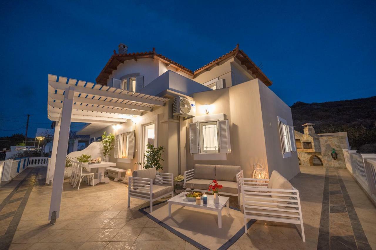 Full View In A Luxury House Villa Kalamaki  Esterno foto
